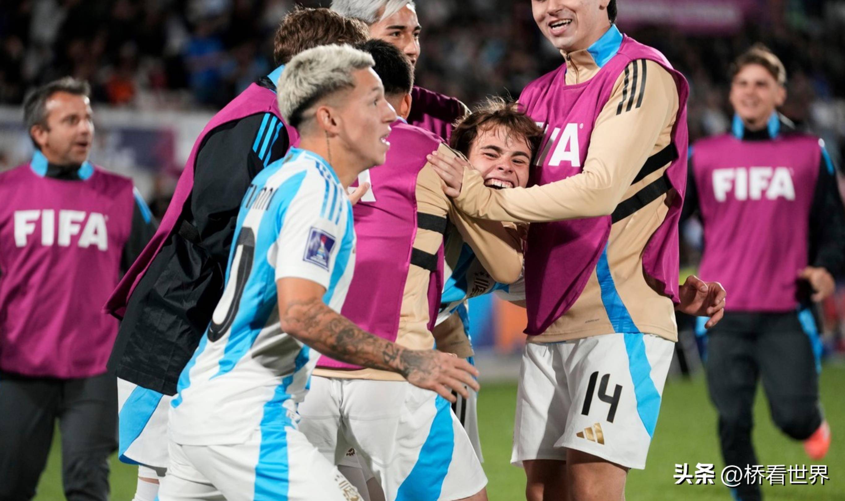 阿根廷队遭遇惨败，小组出线前景堪忧的简单介绍