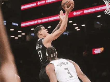 扑克游戏-关于雄鹿战胜篮网，领军巨星发挥稳定的信息